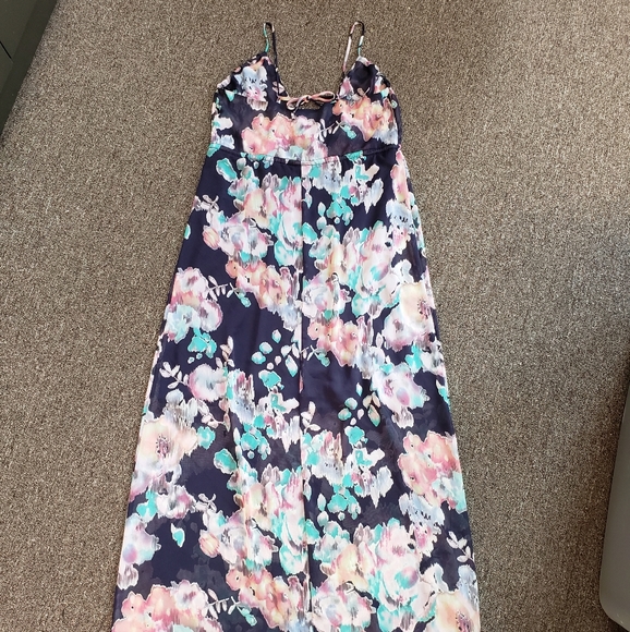 Forever 21 Floral Maxi Dress - Picture 5 of 6